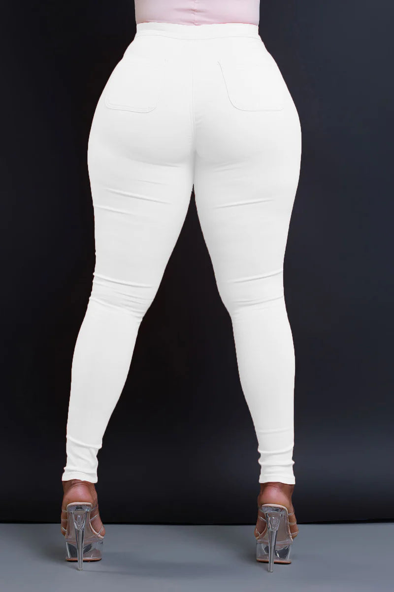 NOTHING BUT BODY JEANS (WHITE)