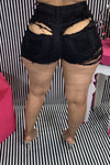 SOMETHING TO NOTICE SHORT (BLACK)